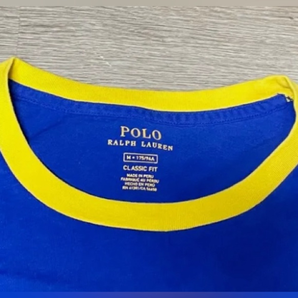 Ralph Lauren vintage polo high tech shirt mint condition no -flaws. Size Medium.